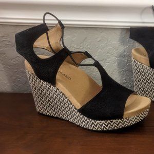 Lucky Brand Yejida 3 Wedge Sandal- Size 7.5
